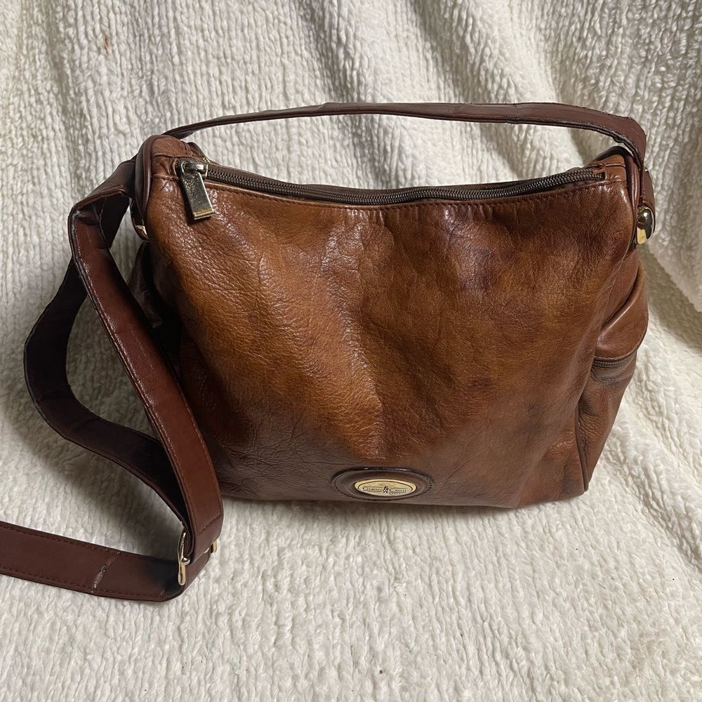 Gianni Conti Brown Leather medium Shoulder Bag with gold tone hardwares - Picture 7 of 16
